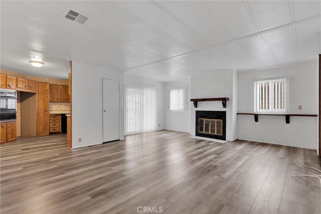 15252 Seneca Road 241