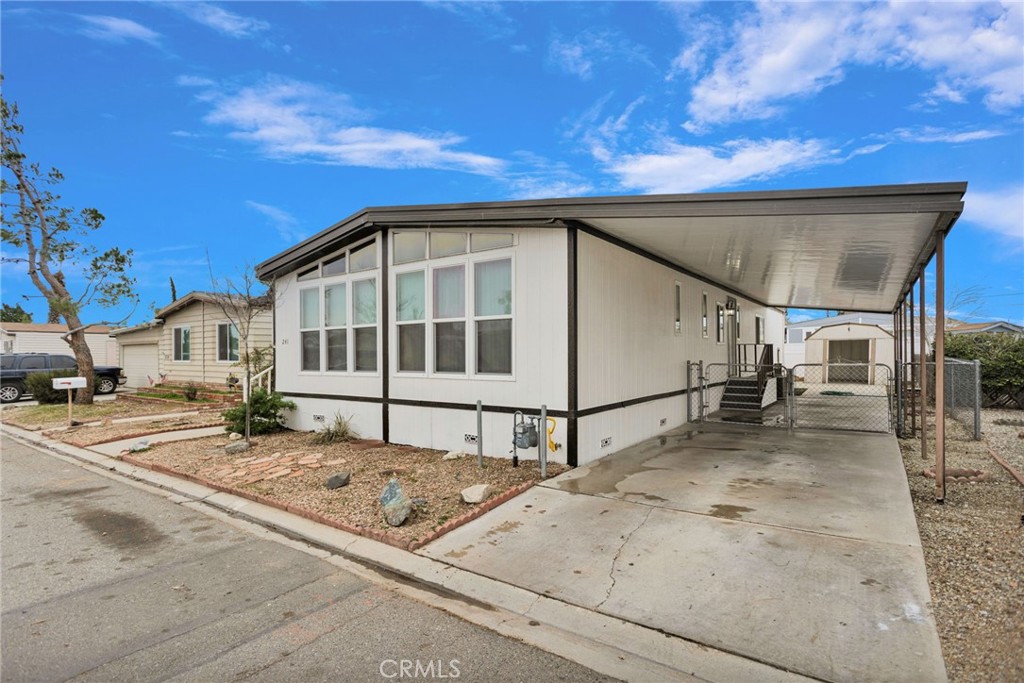 15252 Seneca Road 241