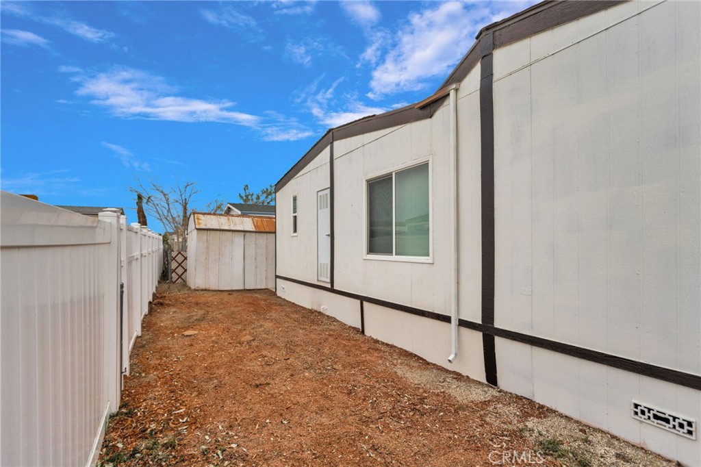 15252 Seneca Road 241