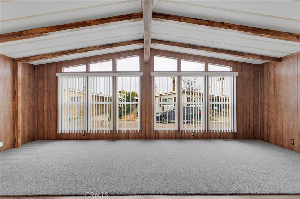 15252 Seneca Road 241