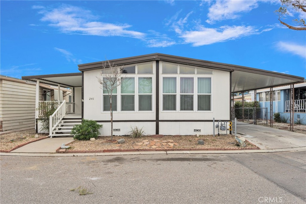 15252 Seneca Road 241