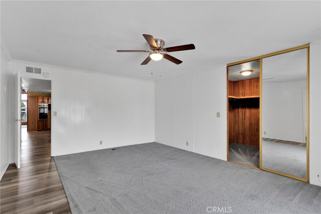 15252 Seneca Road 241