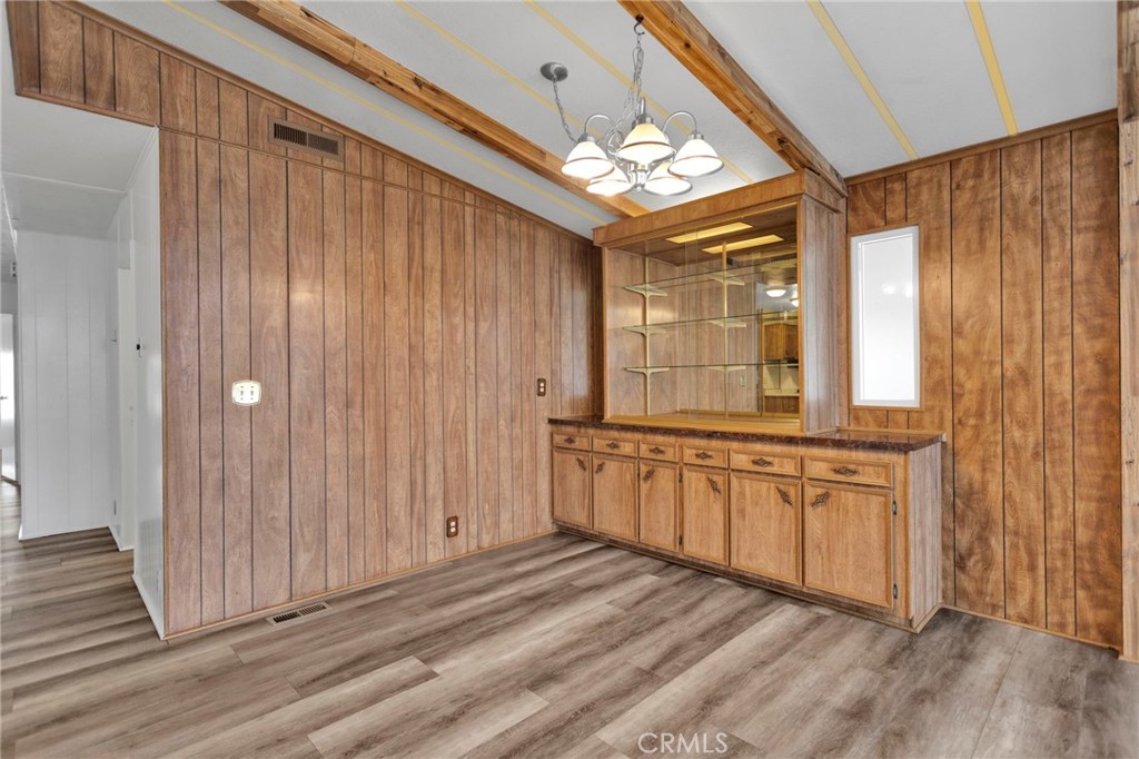 15252 Seneca Road 241
