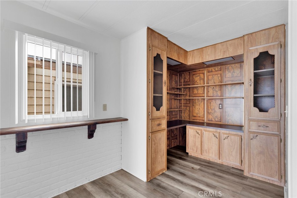 15252 Seneca Road 241