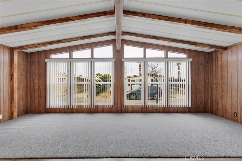 15252 Seneca Road 241