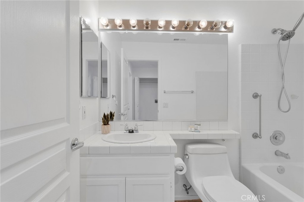 11594 Mountain Meadow Drive