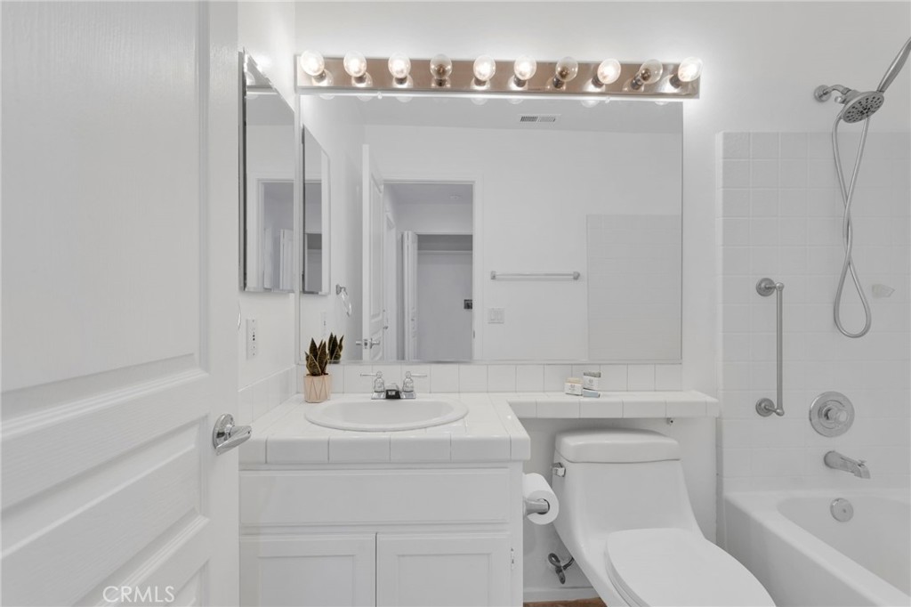 11594 Mountain Meadow Drive