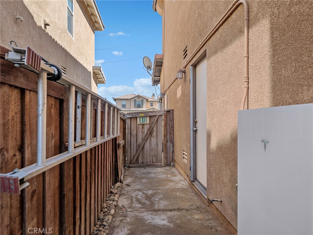 15126 Bluffside Lane