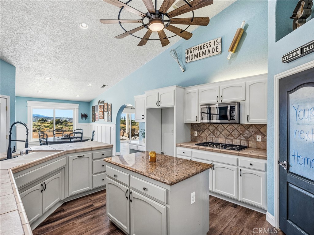 6232 Coriander