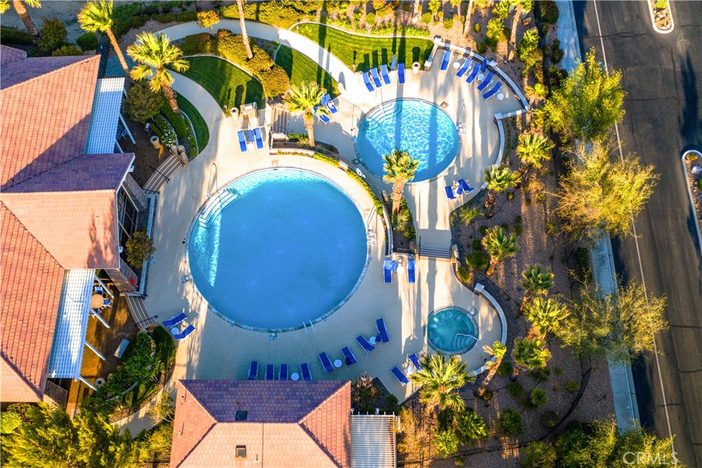 19330 Galloping Hill