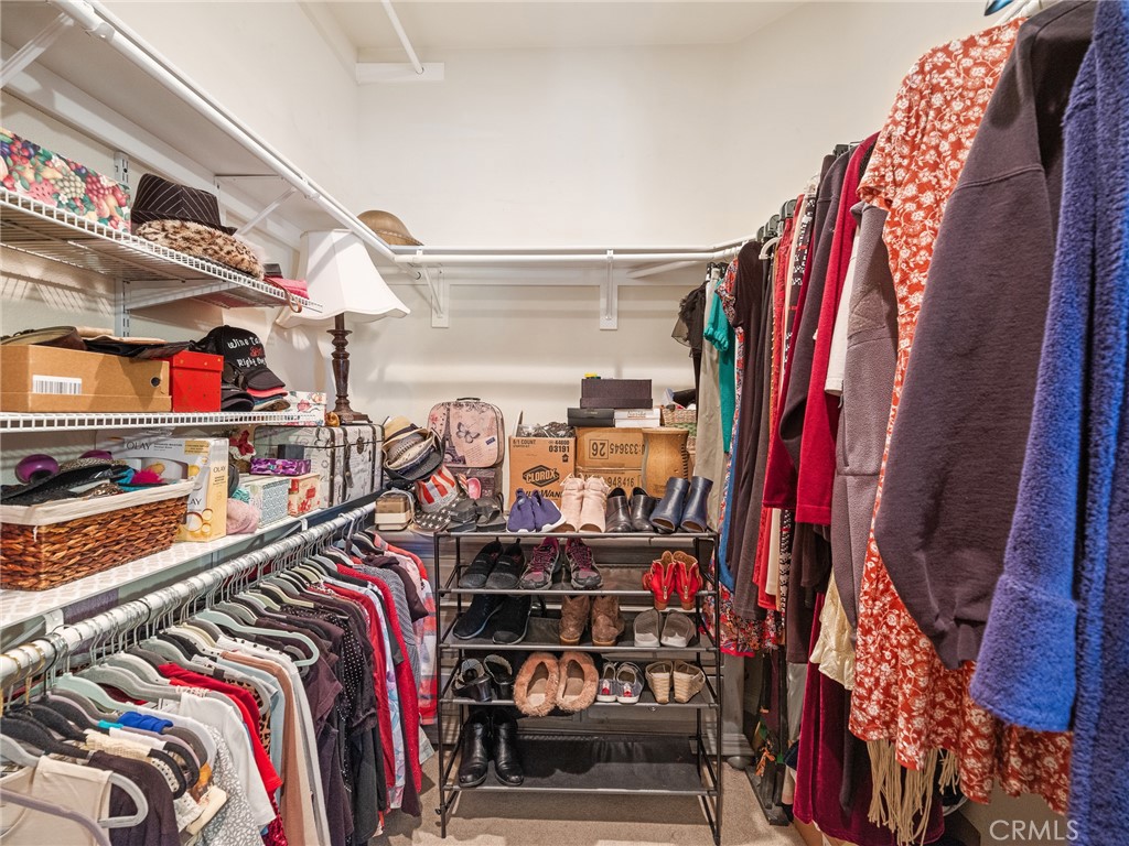 19330 Galloping Hill