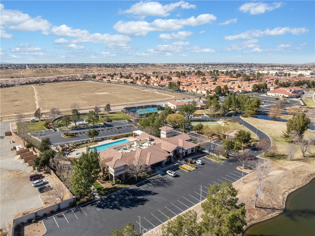 19330 Galloping Hill