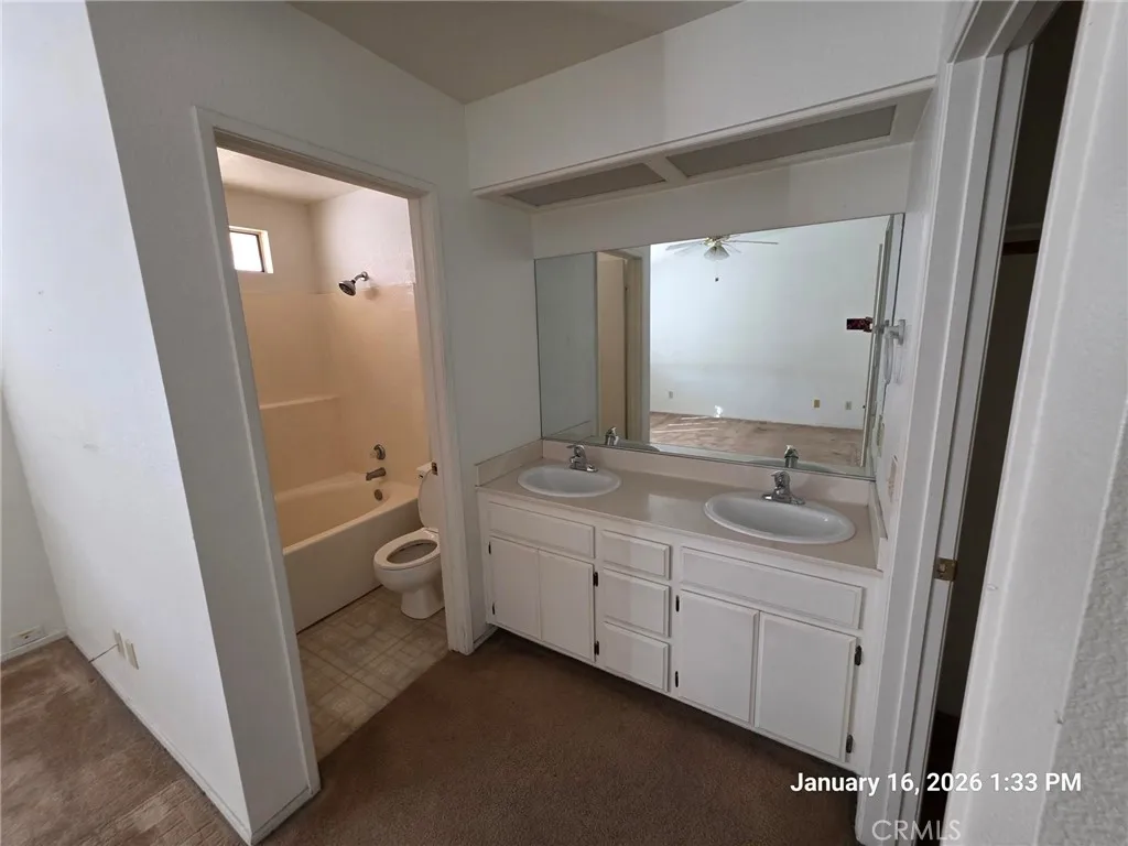 15501 Via Bahia Street