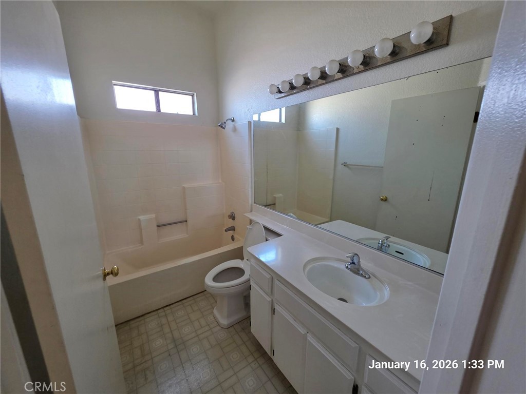 15501 Via Bahia Street