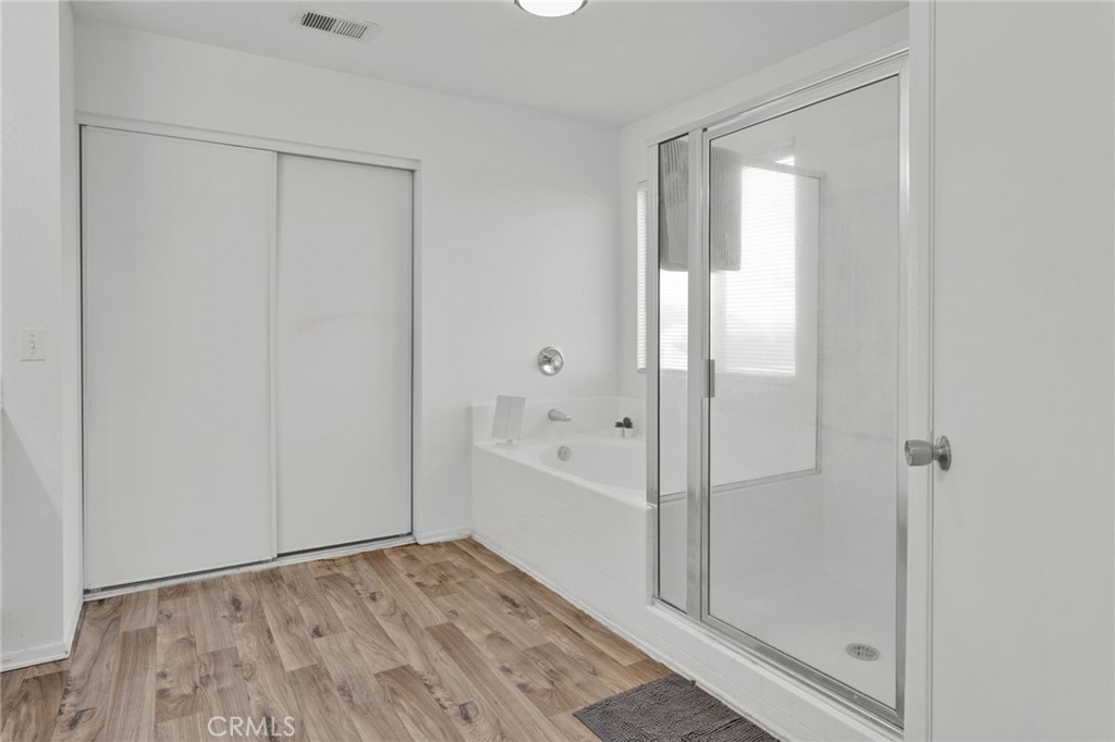 13277 Thornwood Court