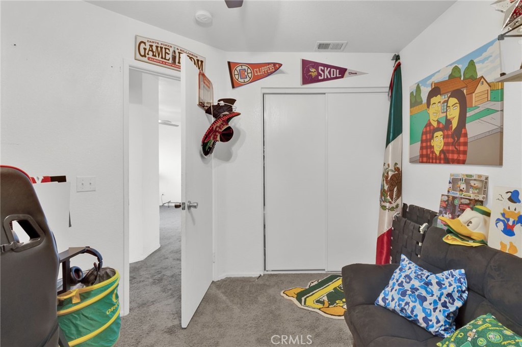 13277 Thornwood Court