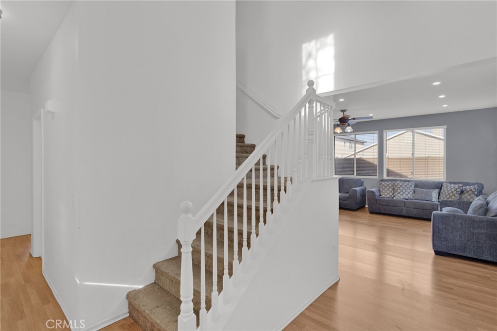 13277 Thornwood Court