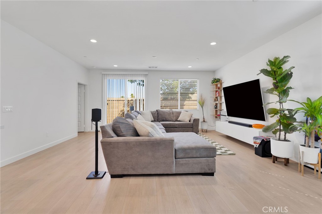 13056 Lancaster