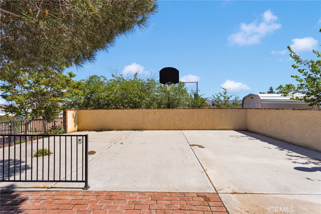 9535 Timberlane