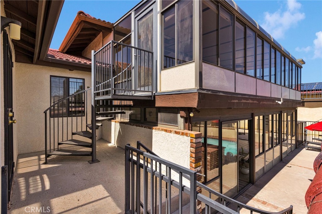 9535 Timberlane