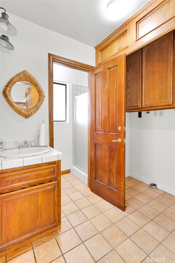 9535 Timberlane