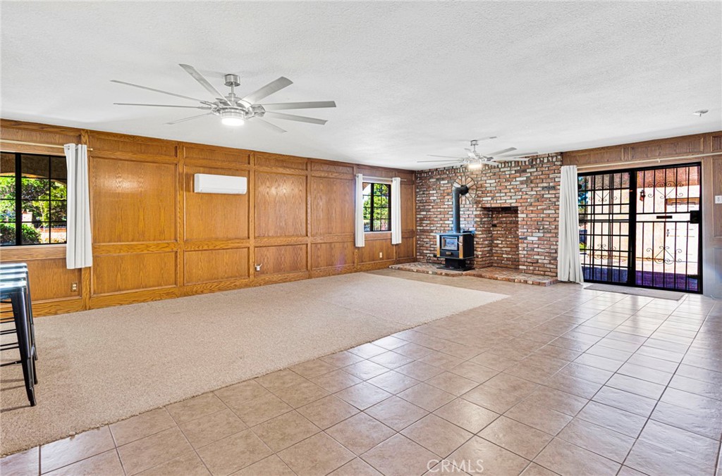9535 Timberlane