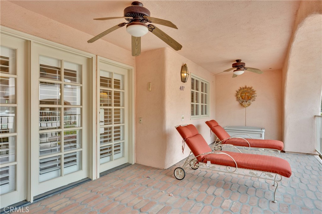 500 E Amado Road 407