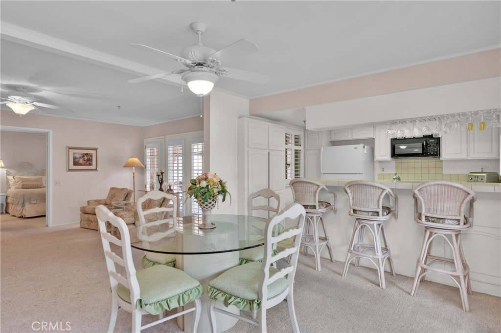 500 E Amado Road 407