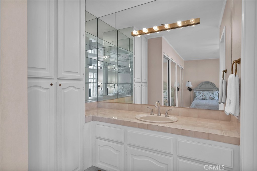 500 E Amado Road 407