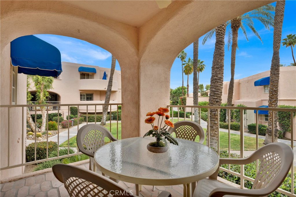 500 E Amado Road 407