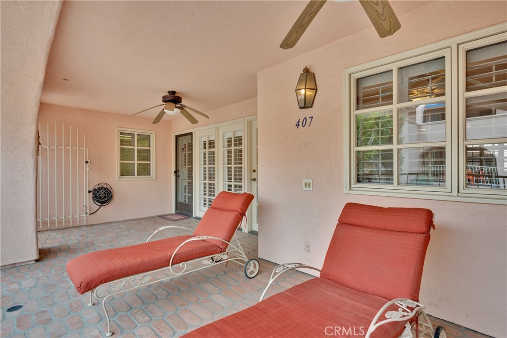 500 E Amado Road 407