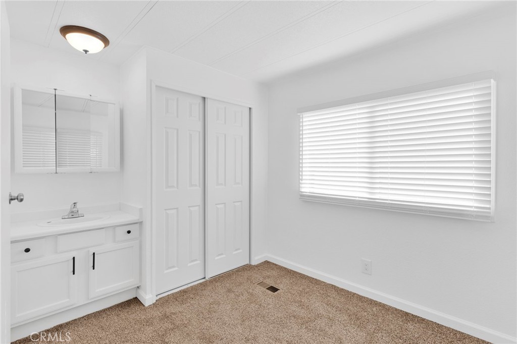 15252 Seneca Road 161
