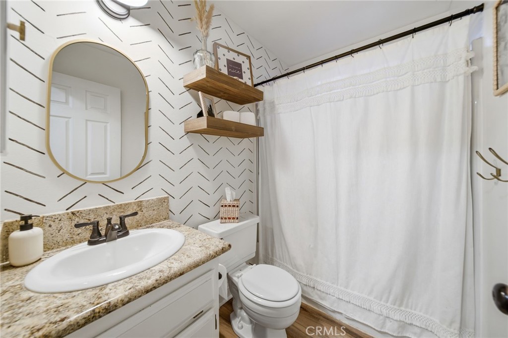 21185 Wren Street