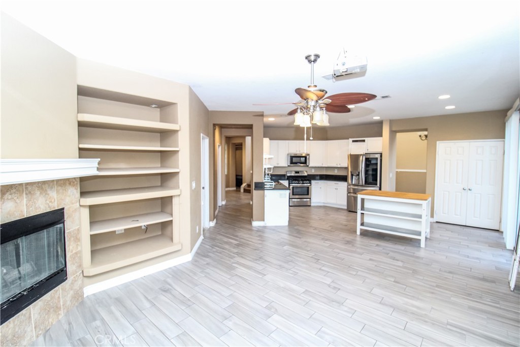 12745 High Vista