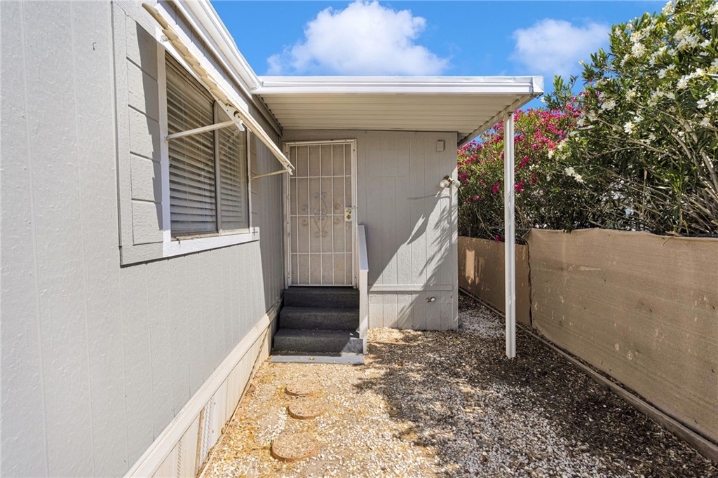 15252 Seneca Road 257