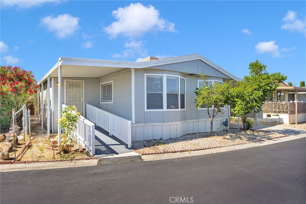 15252 Seneca Road 257