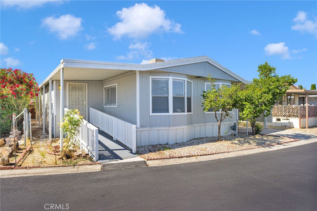 15252 Seneca Road 257