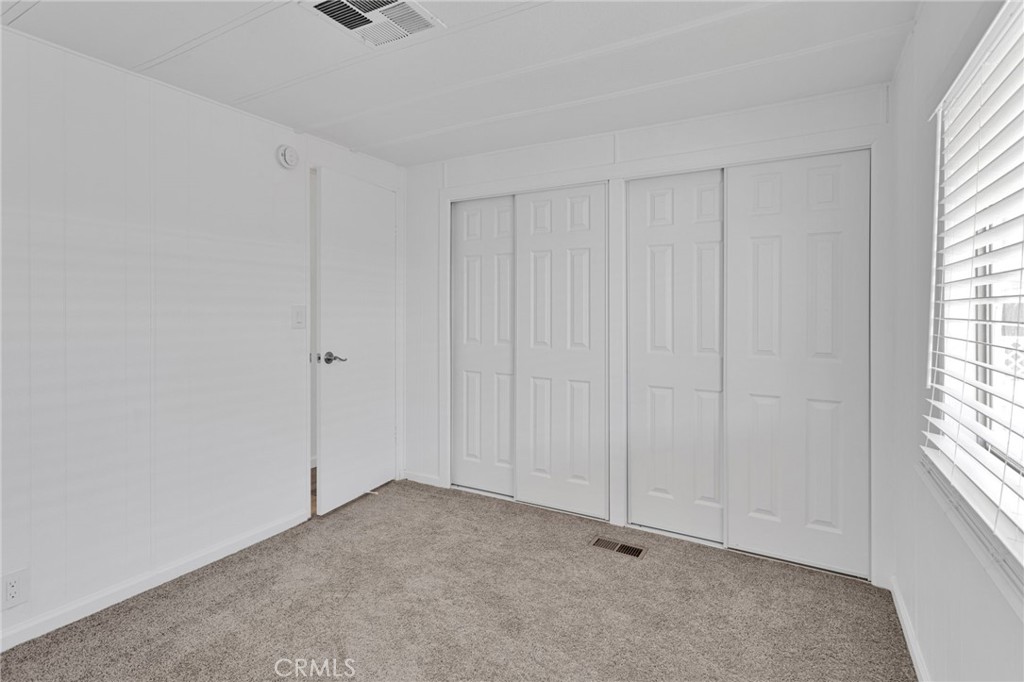 15252 Seneca Road 29