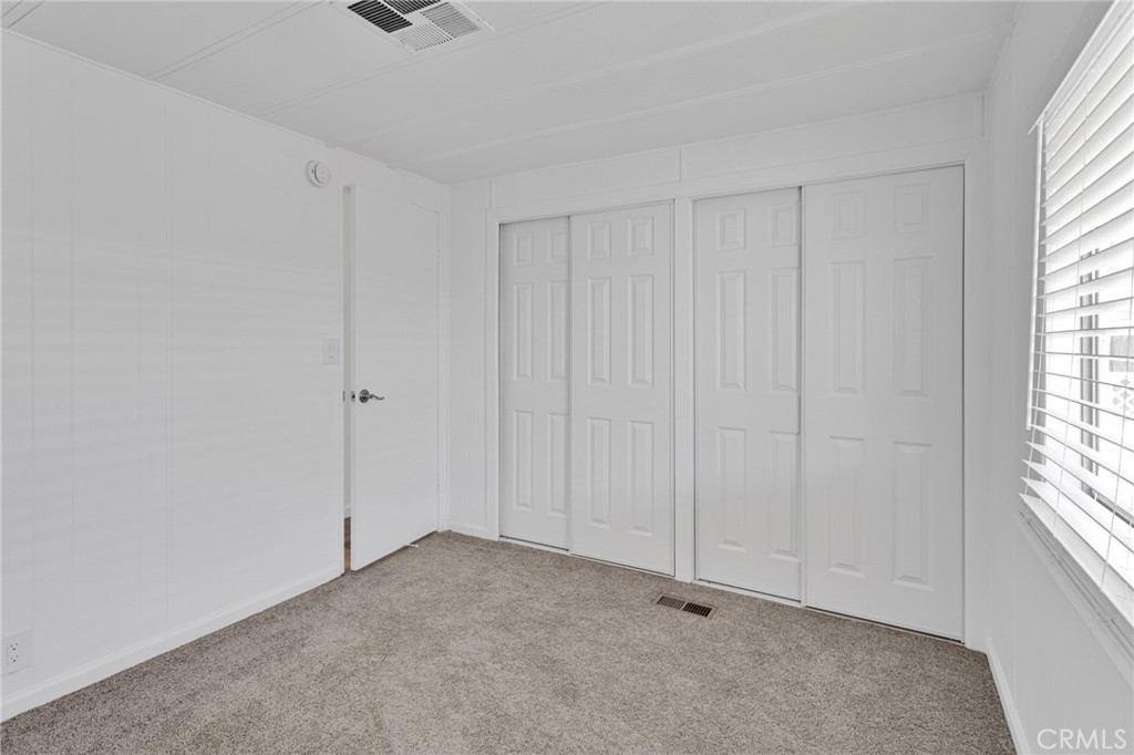 15252 Seneca Road 29