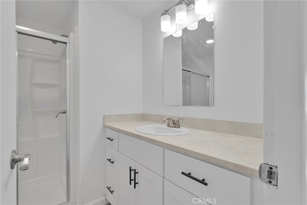 15252 Seneca Road 29