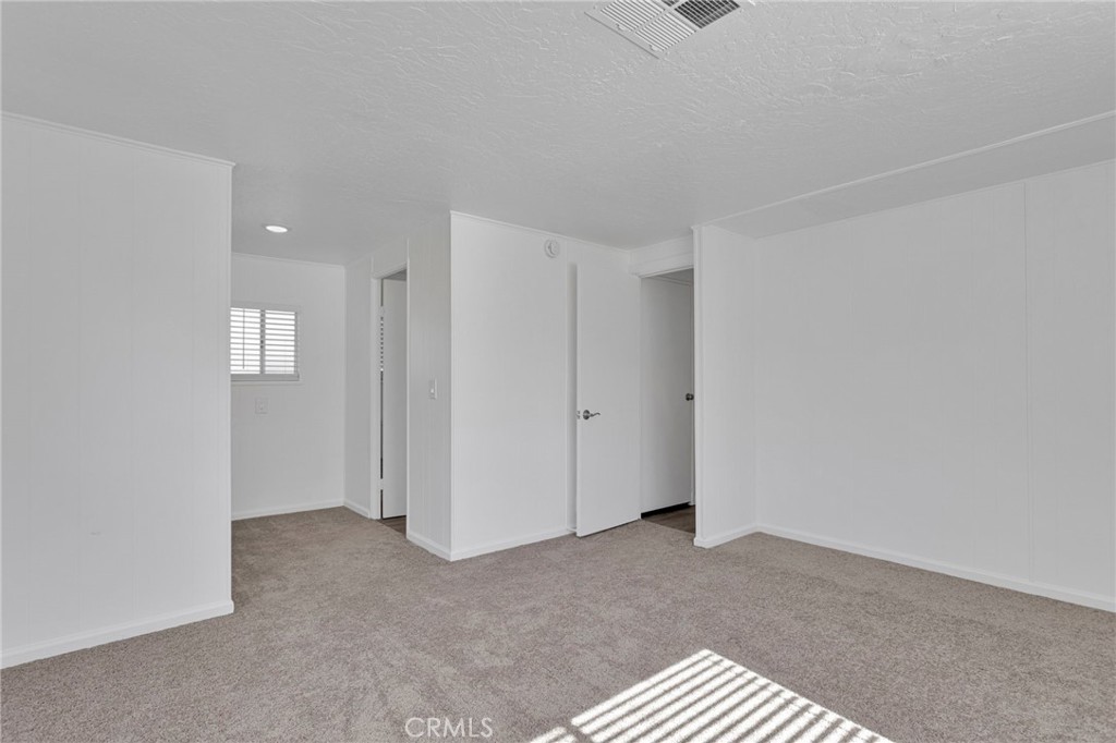15252 Seneca Road 29