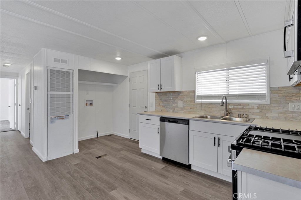 15252 Seneca Road 29