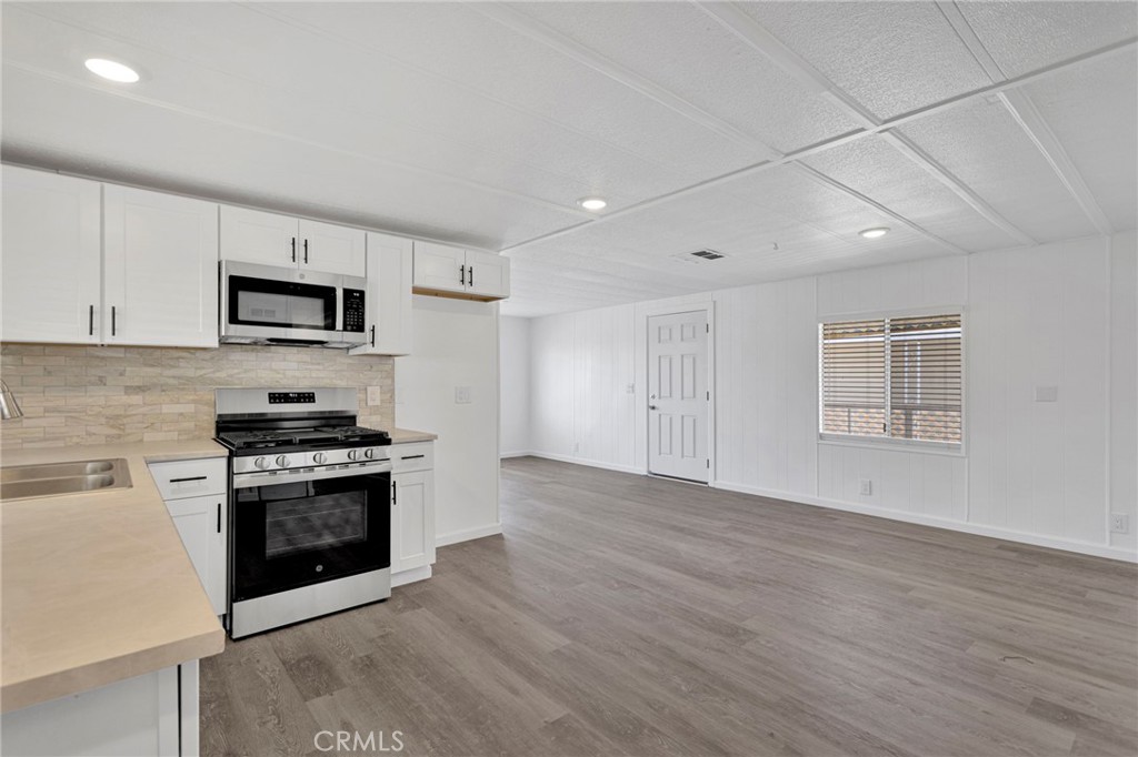 15252 Seneca Road 29