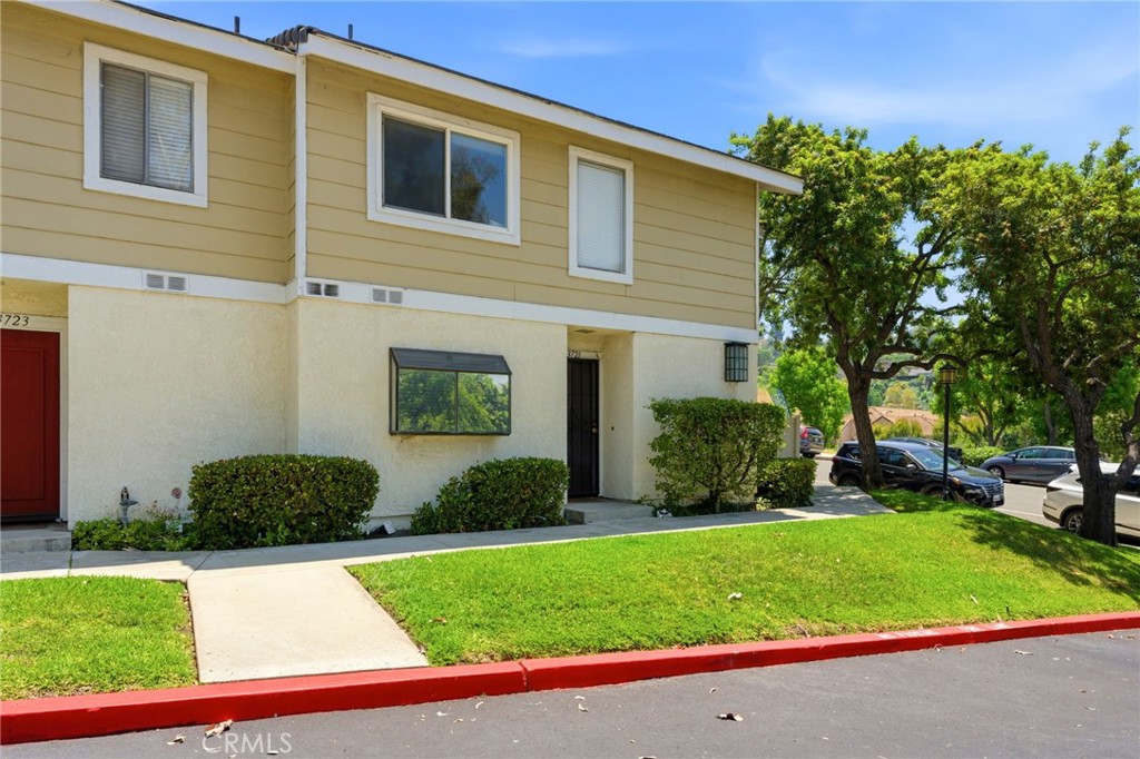 23721 Highland Valley Road
