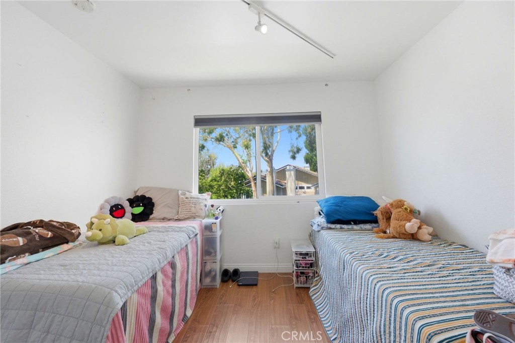 23721 Highland Valley Road
