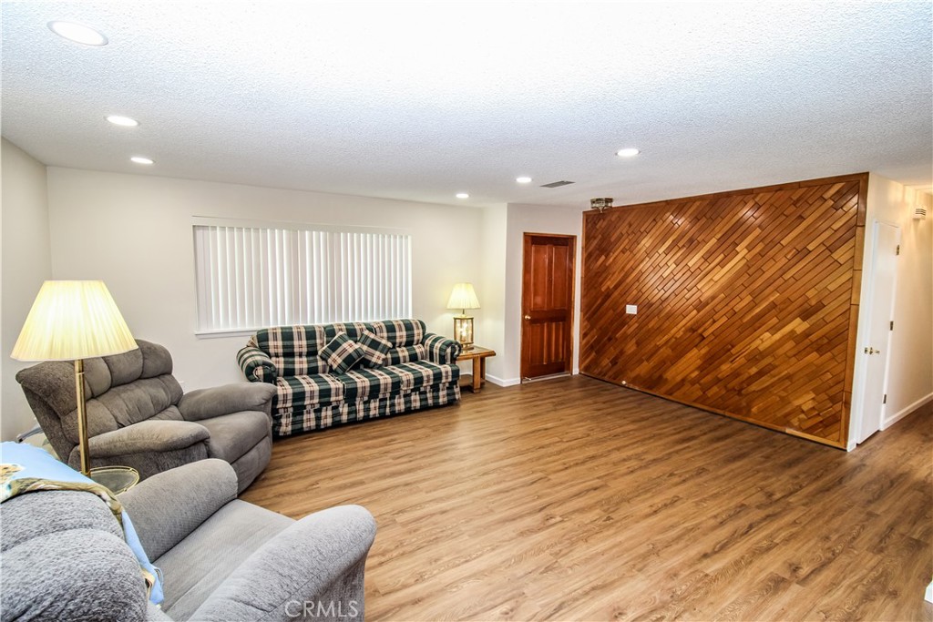 12787 Cypress