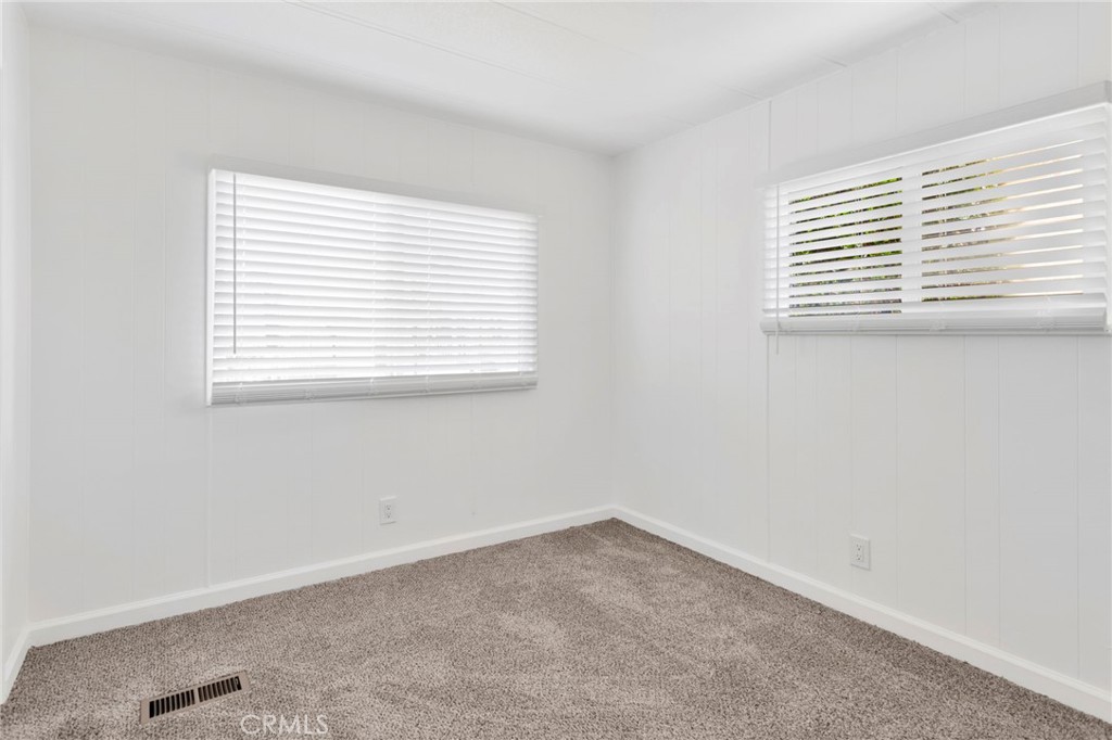 15252 Seneca Road 47