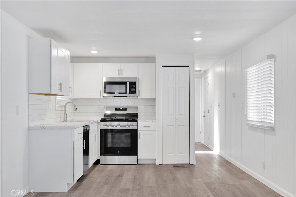 15252 Seneca Road 47