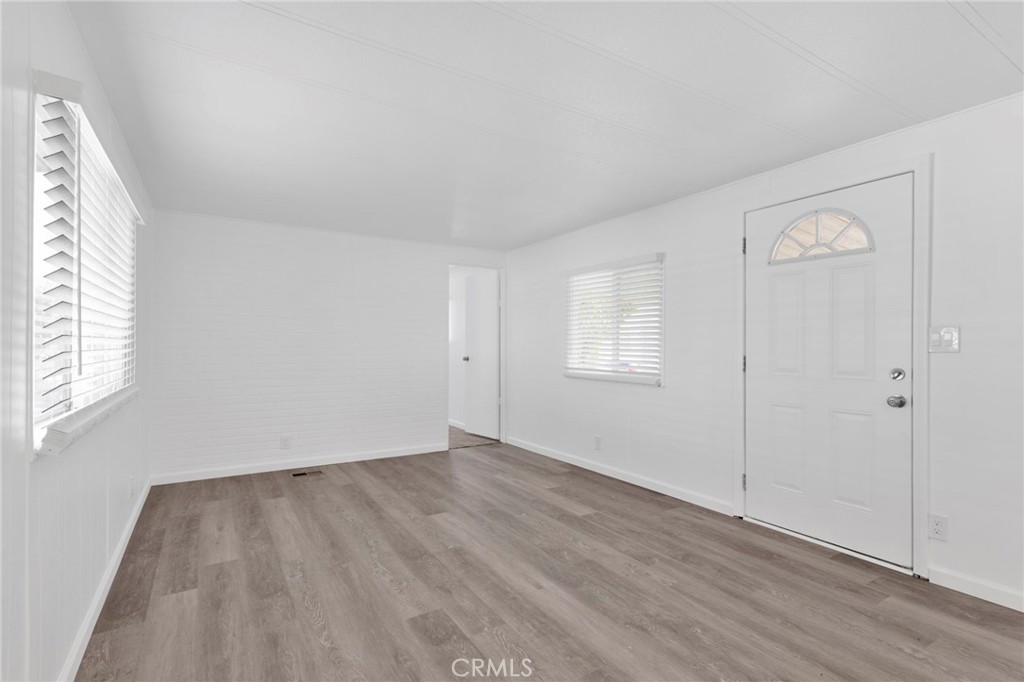 15252 Seneca Road 47
