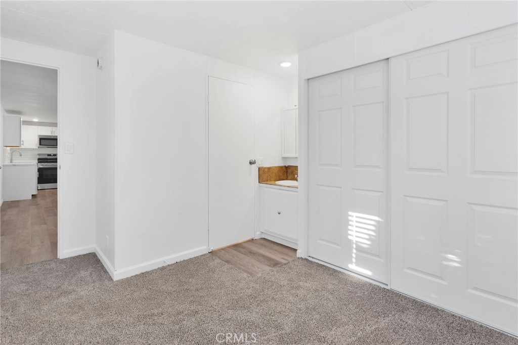 15252 Seneca Road 47